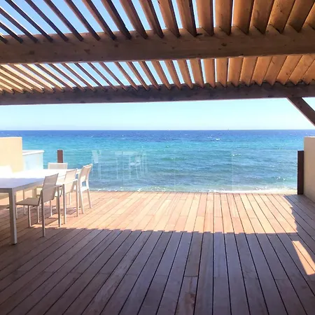 Eden Villa *